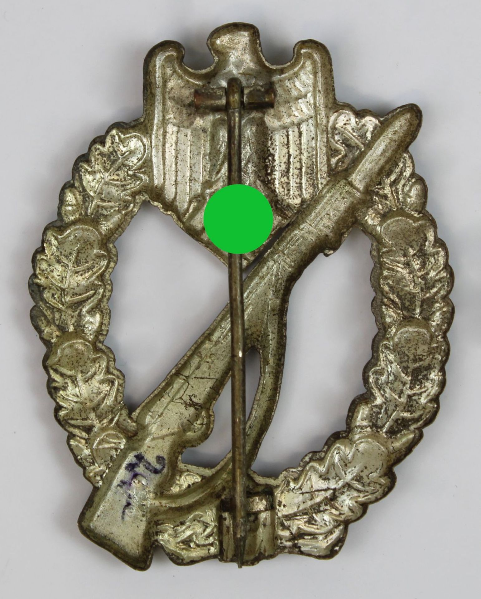 Infanterie-Sturmabzeichen in Silber, Deutsches Reich 1933 - 1945, Buntmetall, hohl geprägt, - Image 2 of 2