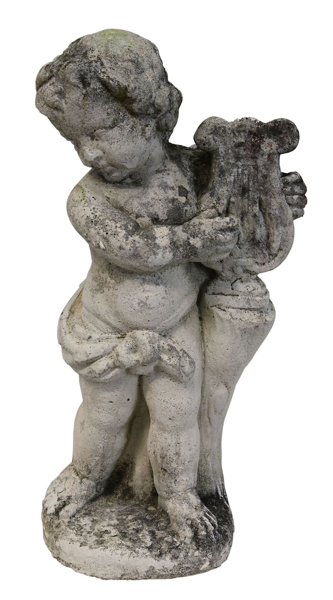 Gartenfigur, Putto mit Harfe, Steinguss, 2. H. 20. Jh., im Barockstil, H: ca. 53 cm, mit