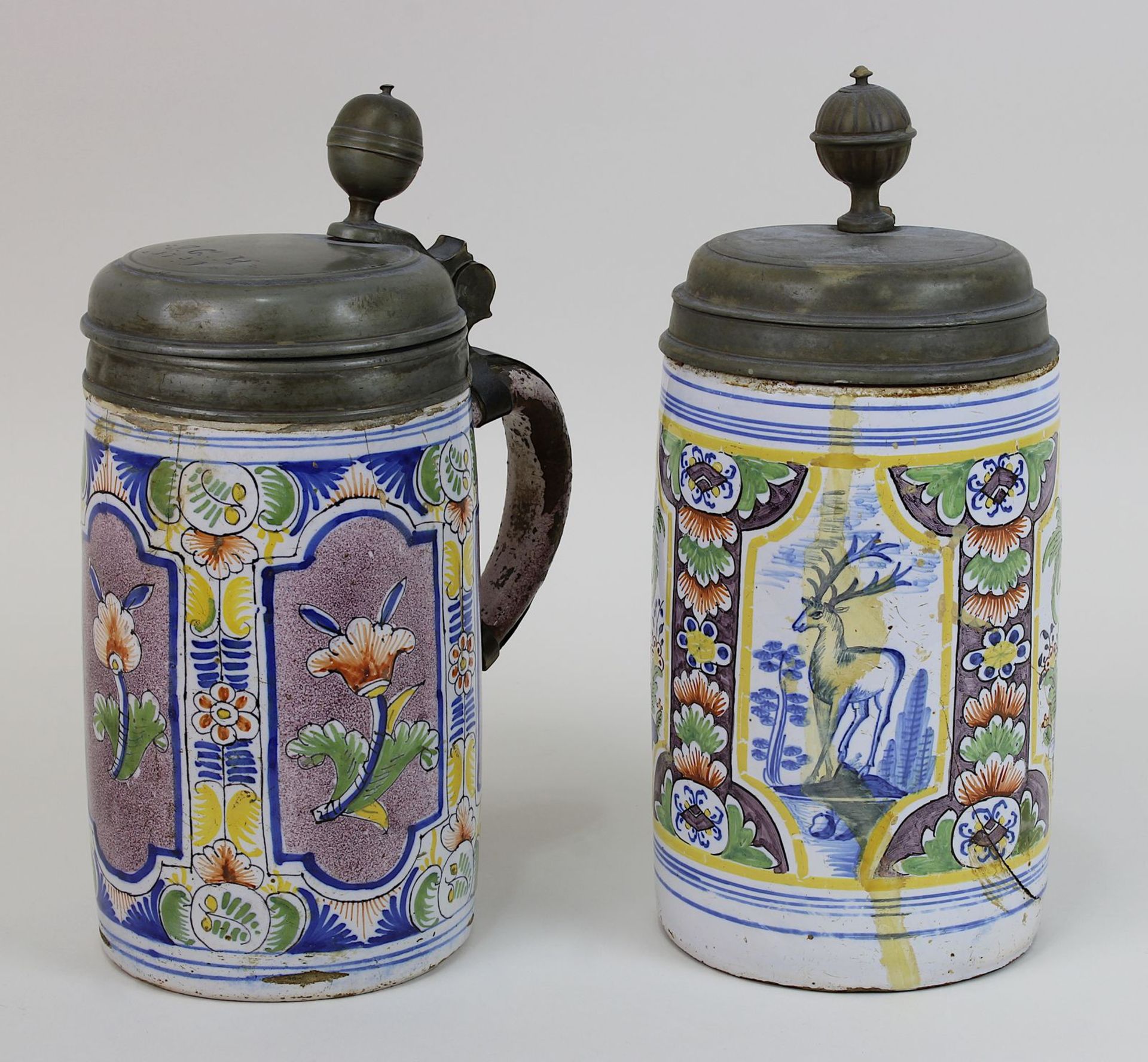 Zwei Fayence-Pilasterwalzenkrüge, 18. Jh., Keramik, heller Scherben, handgedreht, mit