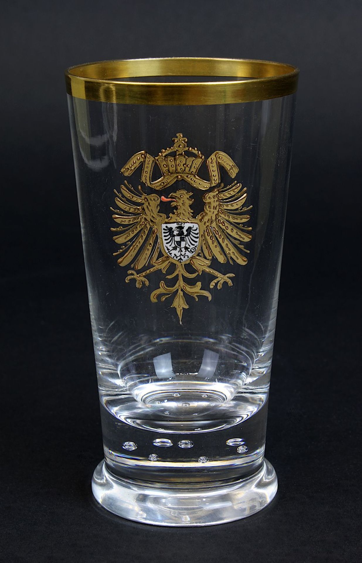 Becherglas mit Dekor des Deutschen Reichsadlers der Kaiserzeit (1871 - 1918), 2. H. 20. Jh., Fuß mit