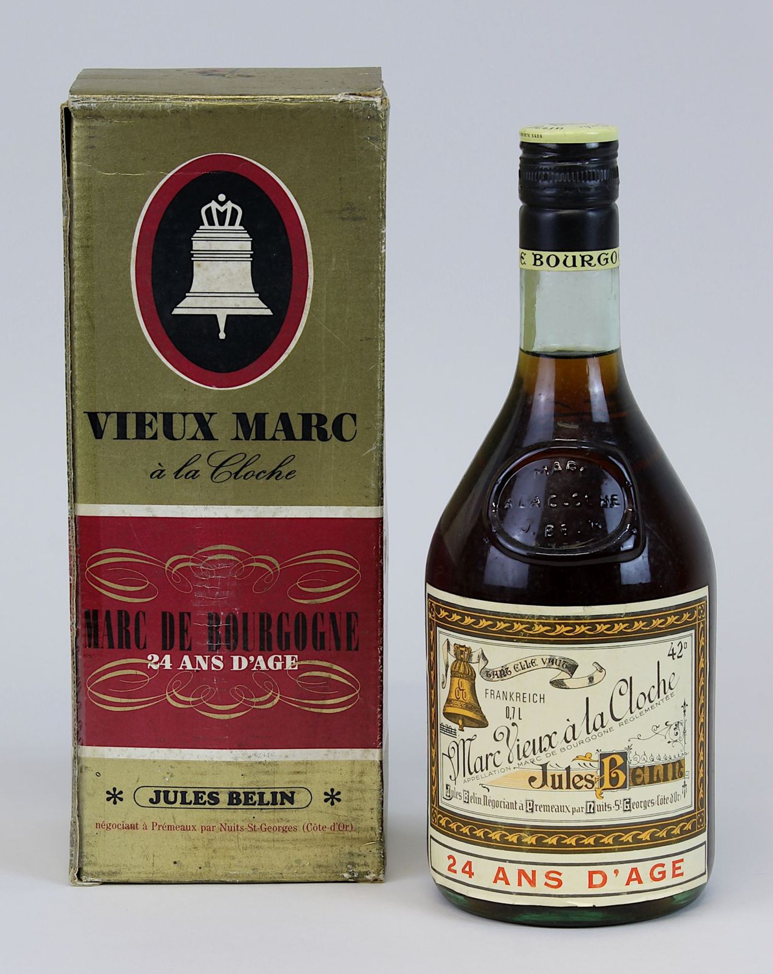 Eine Flasche Marc de Bourgogne, 2. H. 20. Jh., Vieux Marc à la Cloche, 24 ans D´Age, Jules Berlin,