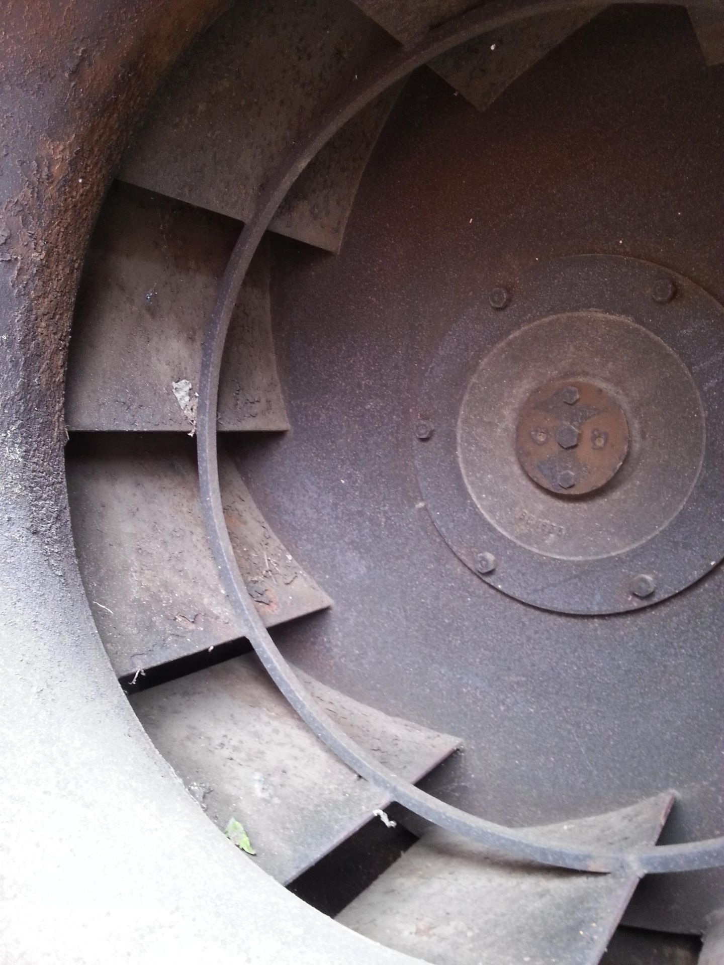 Centrifugal Fan - Centrifugal Fan, with 838 mm dia. backward lamina impellor and 18.5 kW 1460 rpm - Image 2 of 2