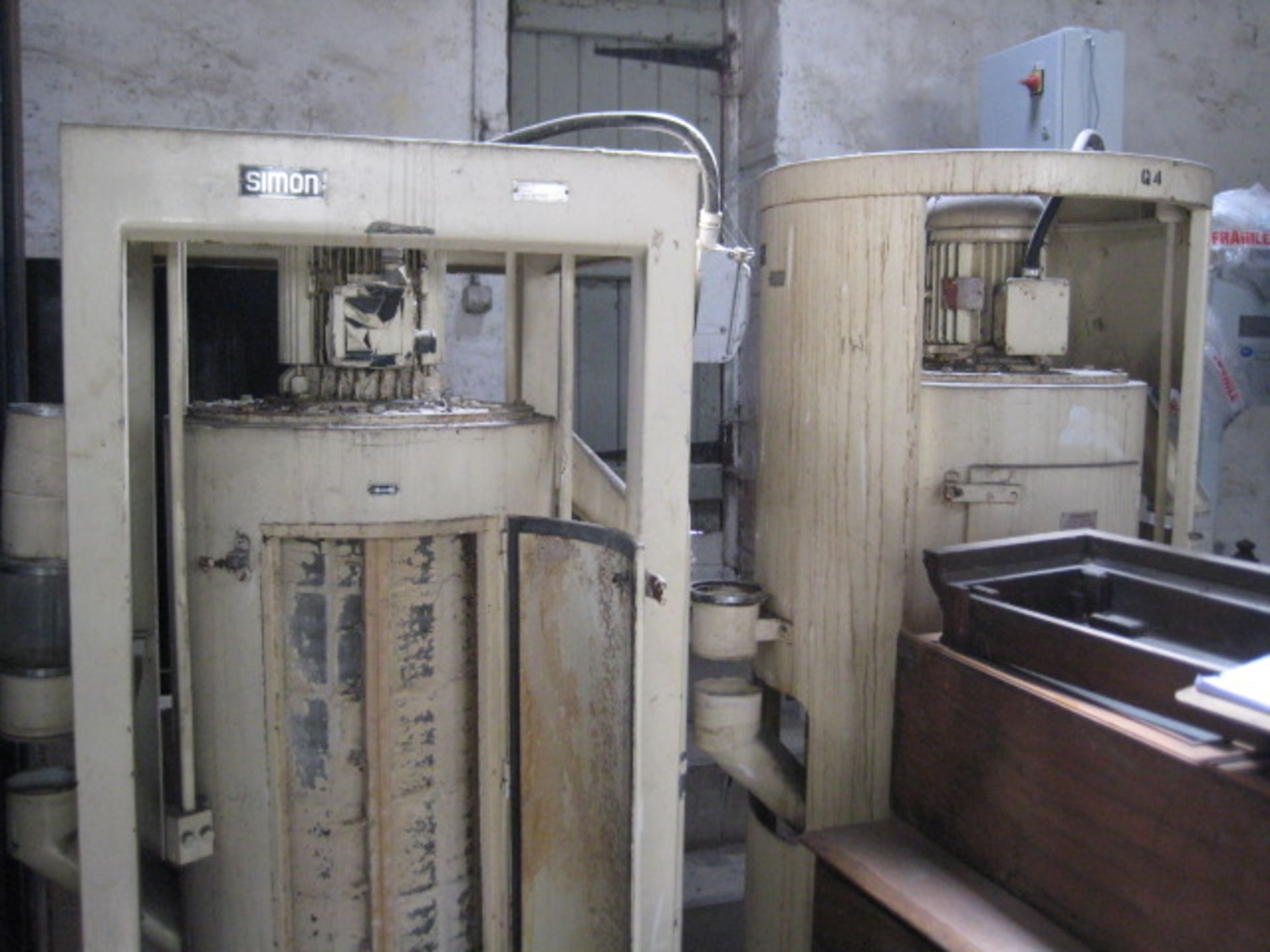 Vibro Sifter - Simon vertical vibro sifter. (2 remaining) (UCPE 6298) Price - £1,000 each Please