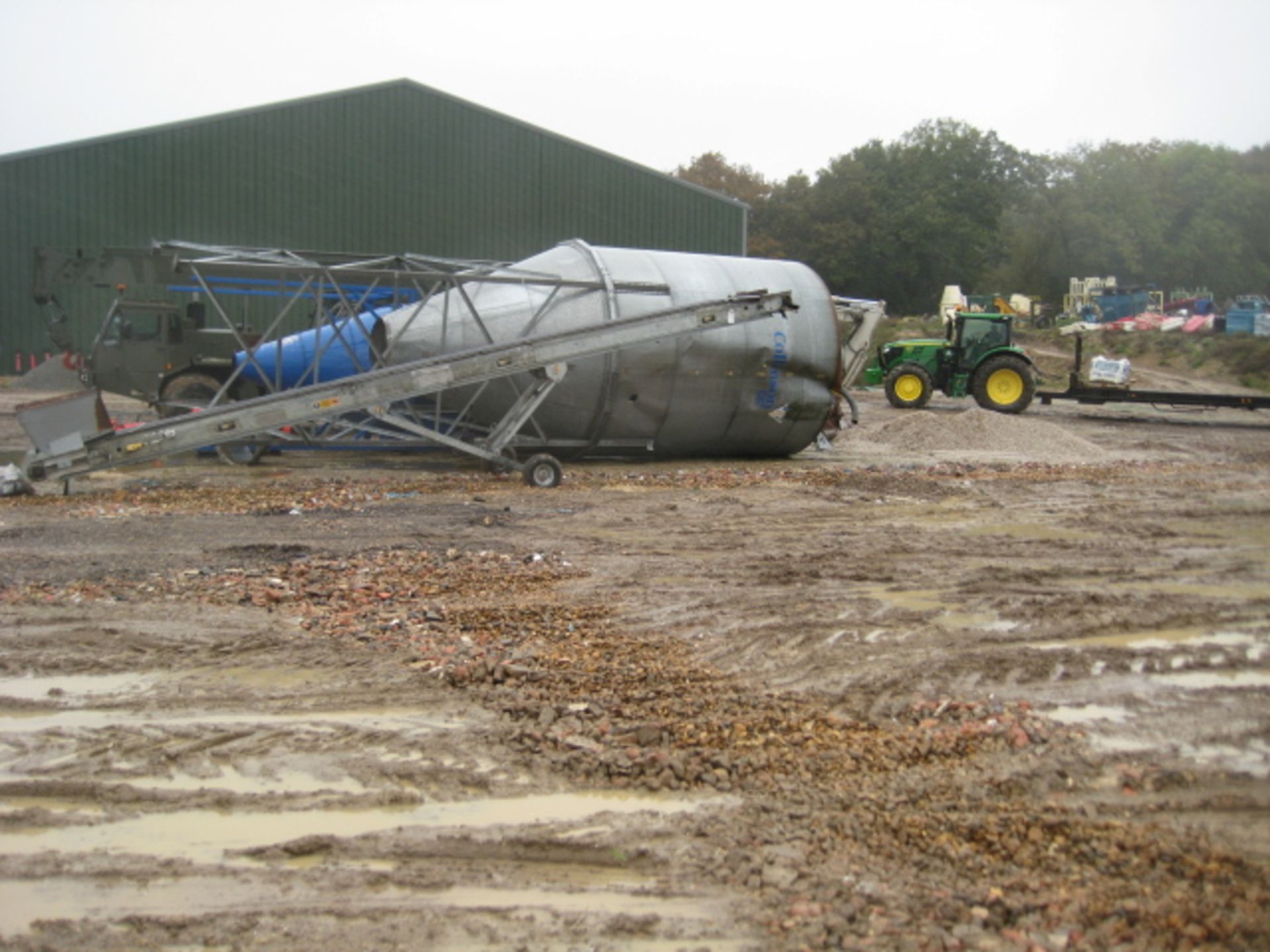 Feed Bins - Feed bins of various sizes. (9 remaining) (UCPE 6346) Price - £4,000 each. Please read - Bild 9 aus 11