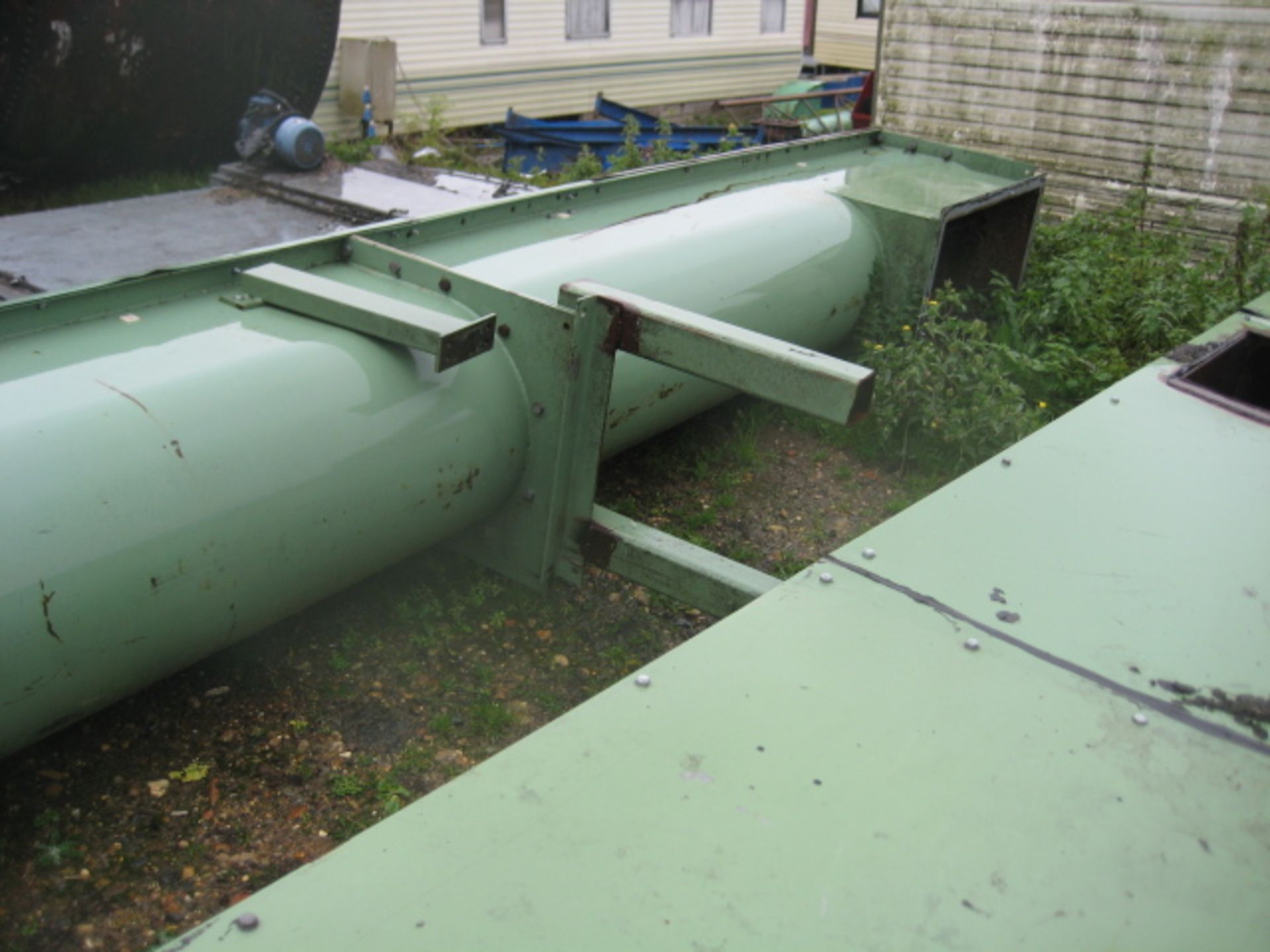 Screw Conveyor - U trough screw conveyors with large diameter centre tubes and no hanger bearings. - Image 4 of 6