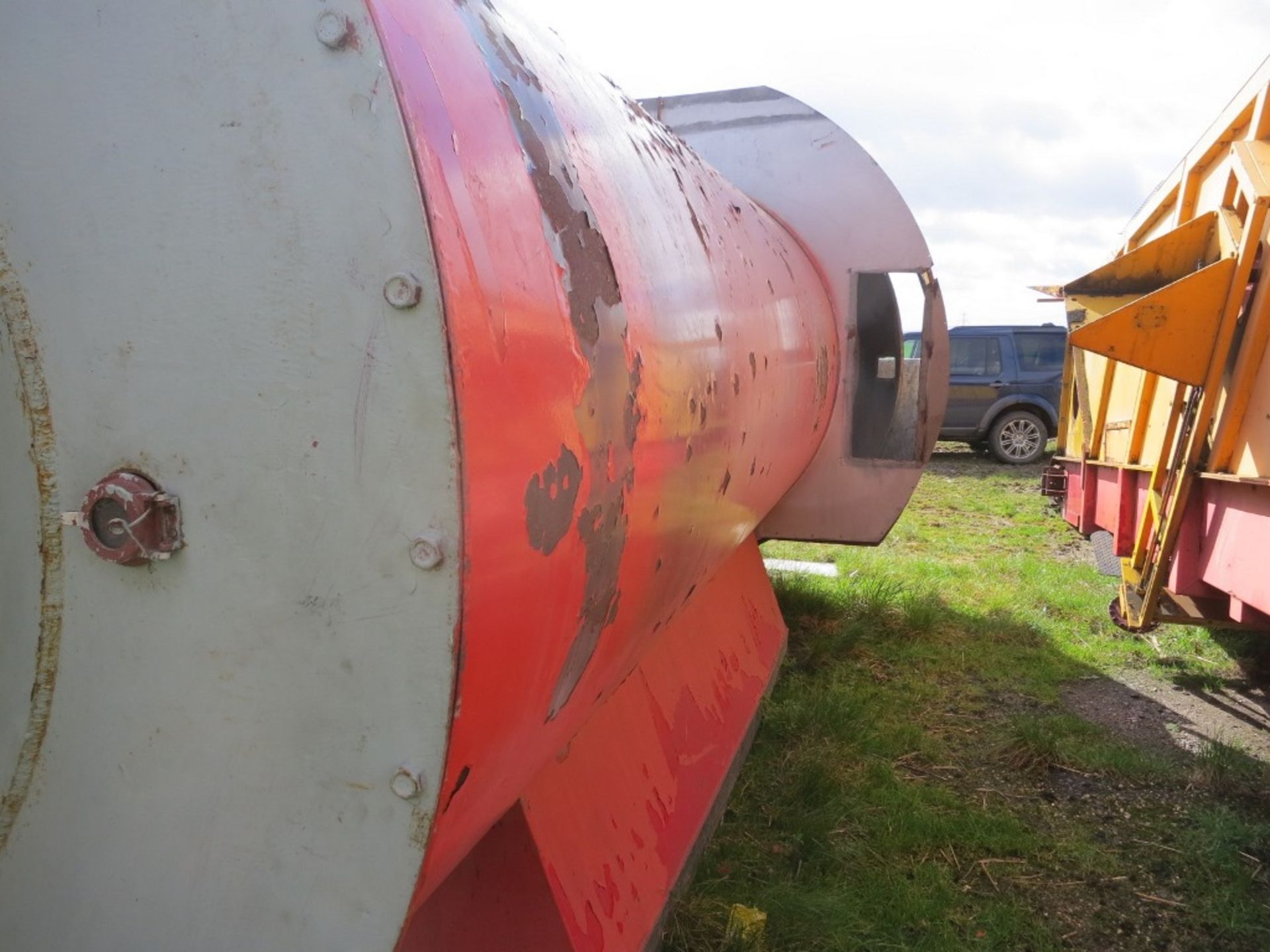 Furnace - Refactory Brick Lined Furnace, approx. 2.0 metres O/D x 5.2 metres long + 700 mm for the - Image 3 of 10