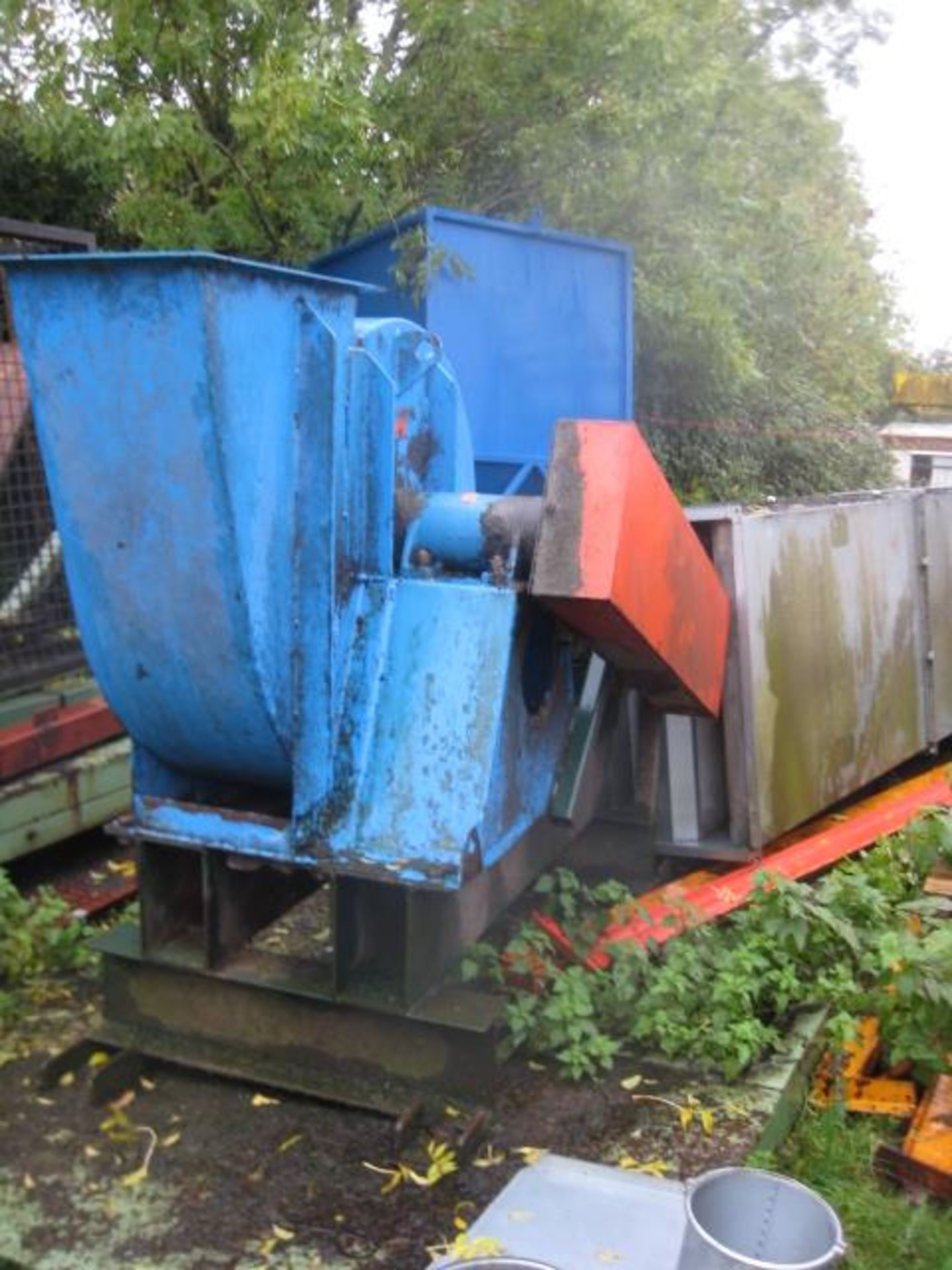 Straw Shredding Line - Straw shredding line from big bales to about 25mm particle size. Suitable for - Bild 11 aus 11