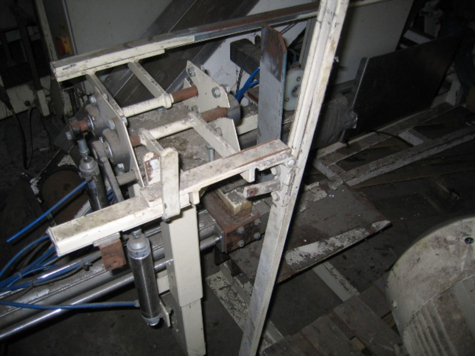 Packing Line - Morray Bagging Line, comprising a bag placer, birds beak bag clamp, bag aligner, - Image 3 of 6