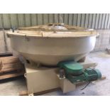 Sieve - PTN rotary sieve model SR 200 E built in 2008. It has a 4kw rotation drive and a 1.5kw