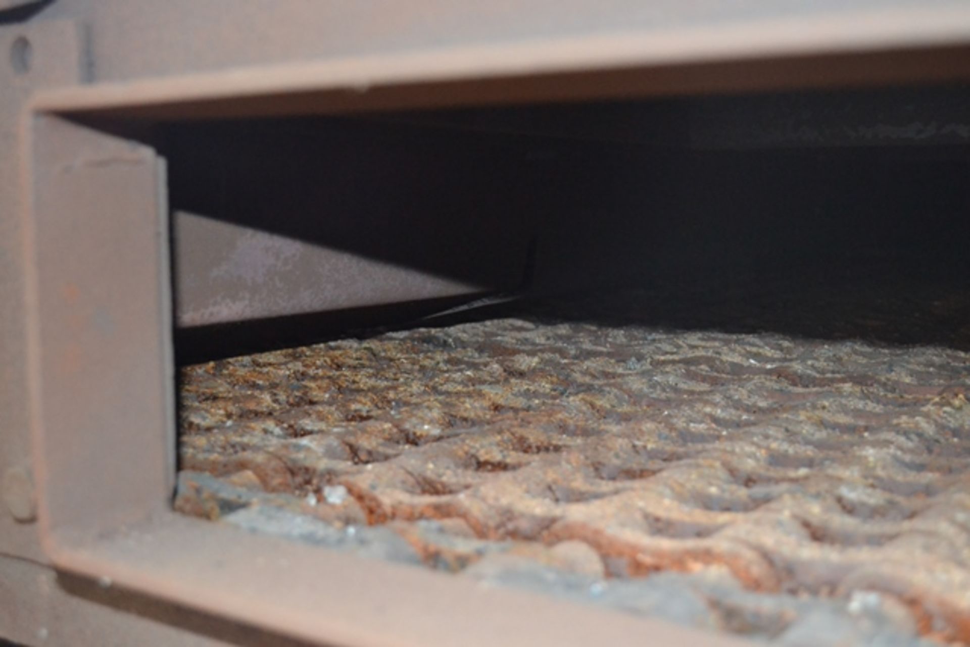 Furnace - Gareth Jones 60LH Chain Grate Stoker, with refractory lined furnace, bed drive, combustion - Image 4 of 7
