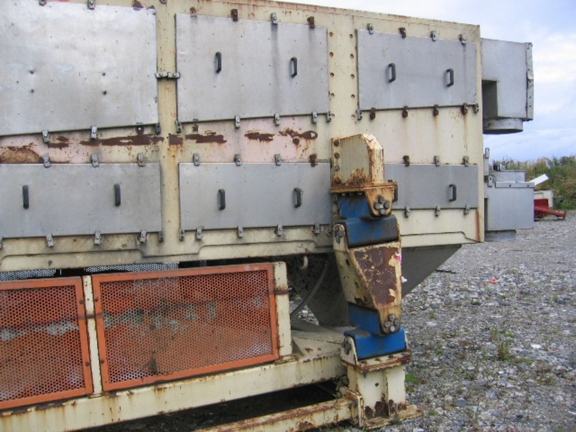 Gyratory - Texpan Oscillating Sieve, with a selection of spare screen meshes. Believed to be a model - Bild 11 aus 18