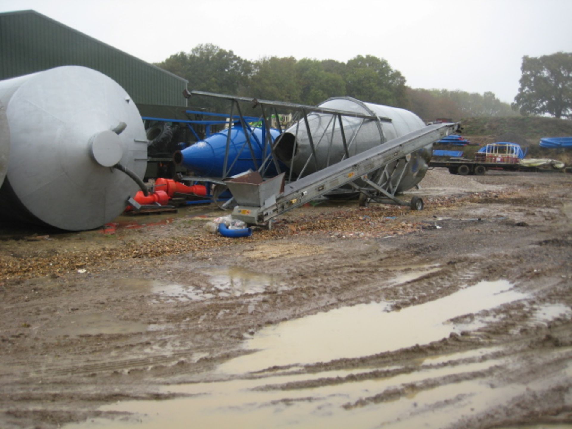 Feed Bins - Feed bins of various sizes. (9 remaining) (UCPE 6346) Price - £4,000 each. Please read - Image 5 of 11