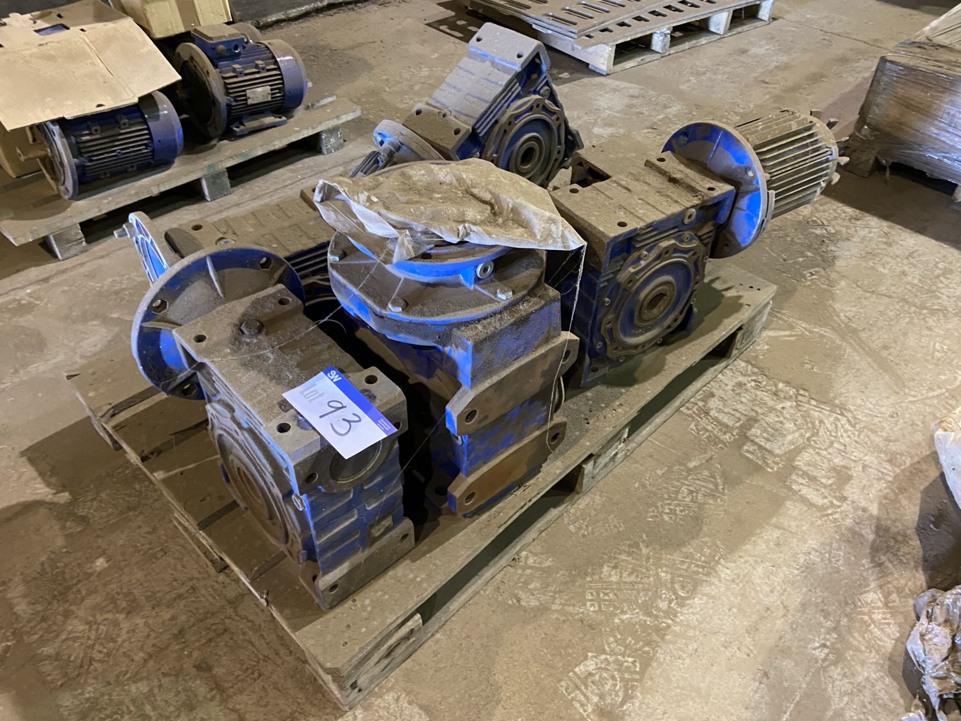 Assorted Electric Motors & Gear Units, on one pallet (please note this lot is part of combination - Image 2 of 2