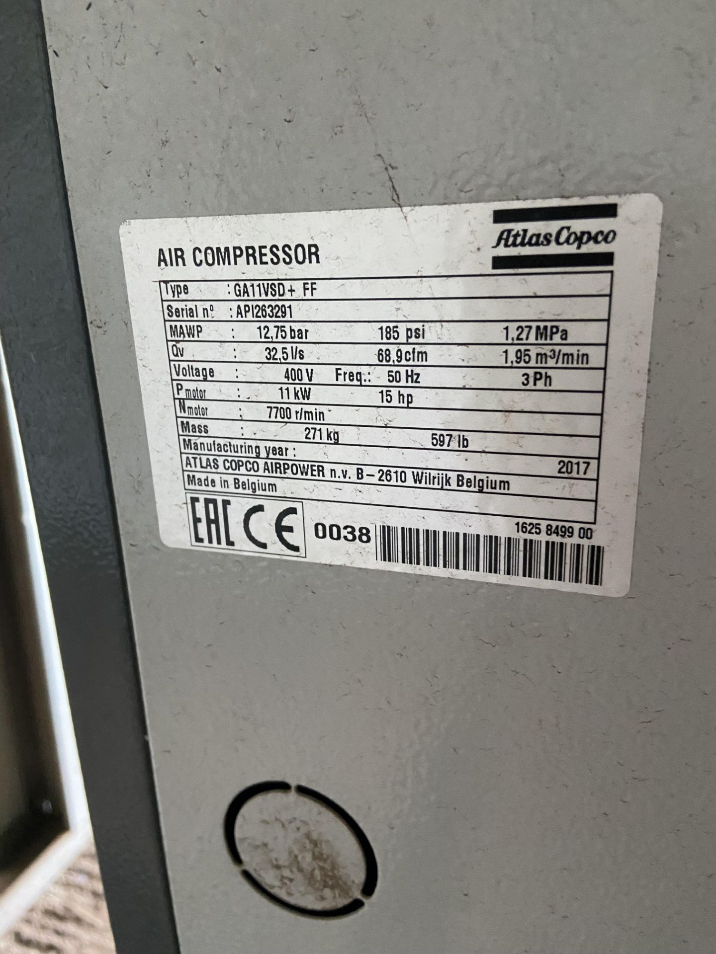 Atlas Copco GA11VSD+FF PACKAGED AIR COMPRESSOR, serial no. AP1263291, year of manufacture 2017, - Bild 3 aus 3