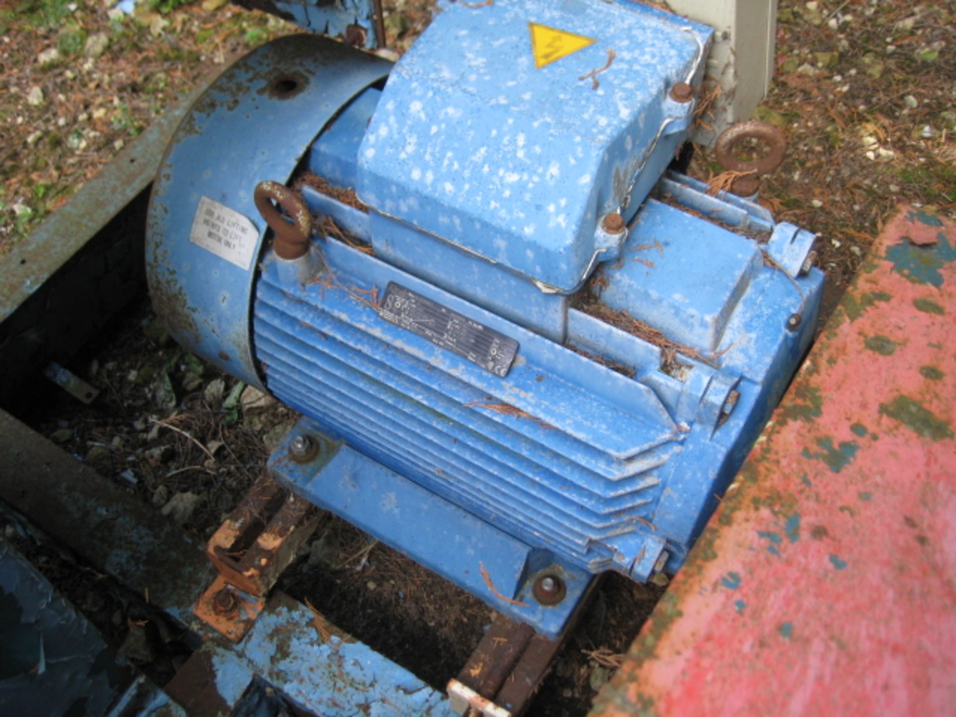 Provenair centrifugal belt driven fan model 30B Size C75 with 30kw motor. Lot located at Navenby, - Image 4 of 5