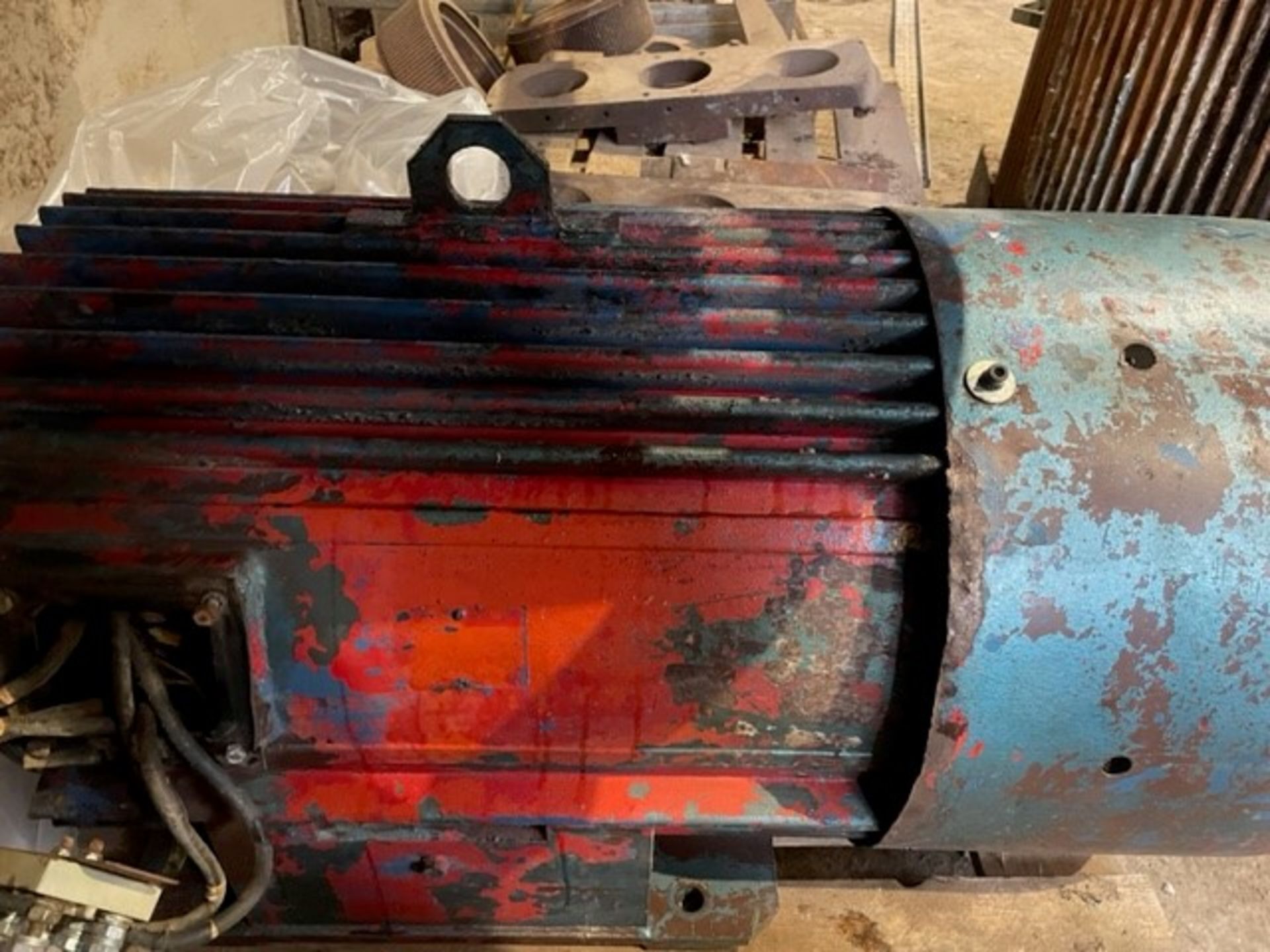 Foot Mounted TEFC Motor, 110kW 1475rpm. Lot located in Lincoln, Lincolnshire Please read the - Bild 2 aus 2