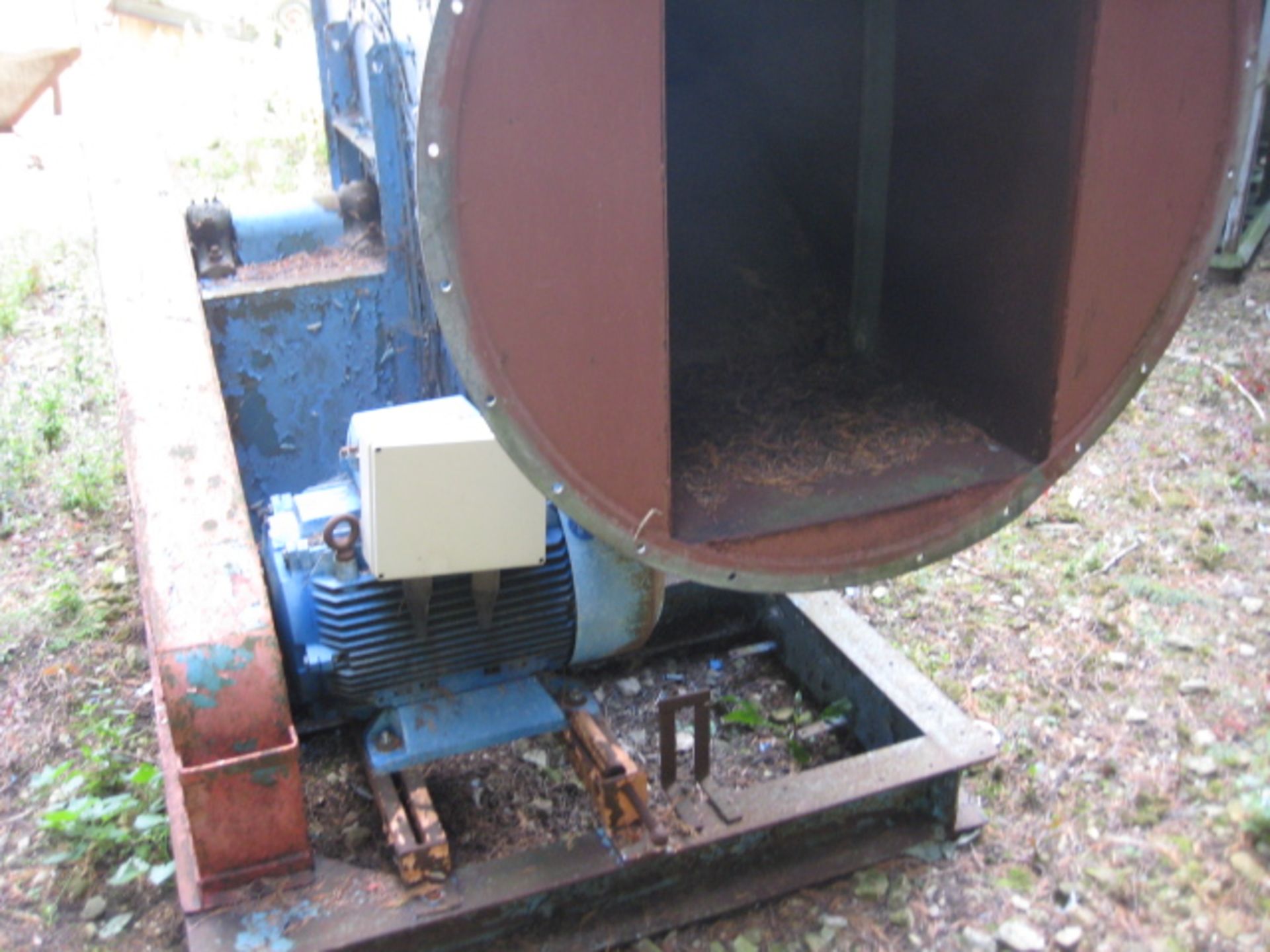 Provenair centrifugal belt driven fan model 30B Size C75 with 30kw motor. Lot located at Navenby, - Image 2 of 5