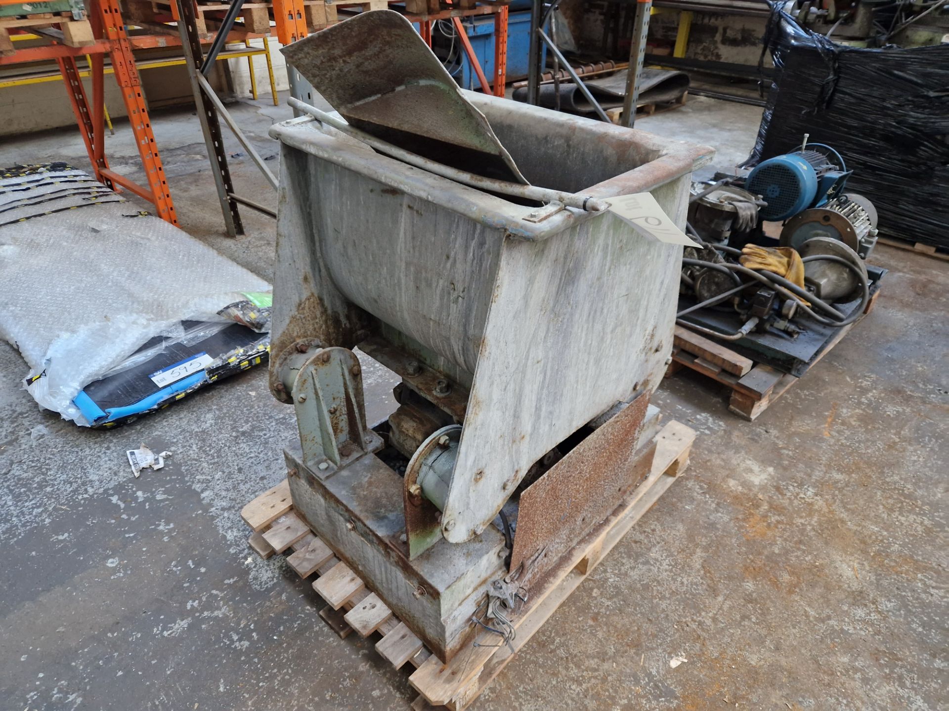 Vibratory Tumbler (Condition Unknown) Please read the following important notes:- ***Overseas buyers - Image 3 of 3