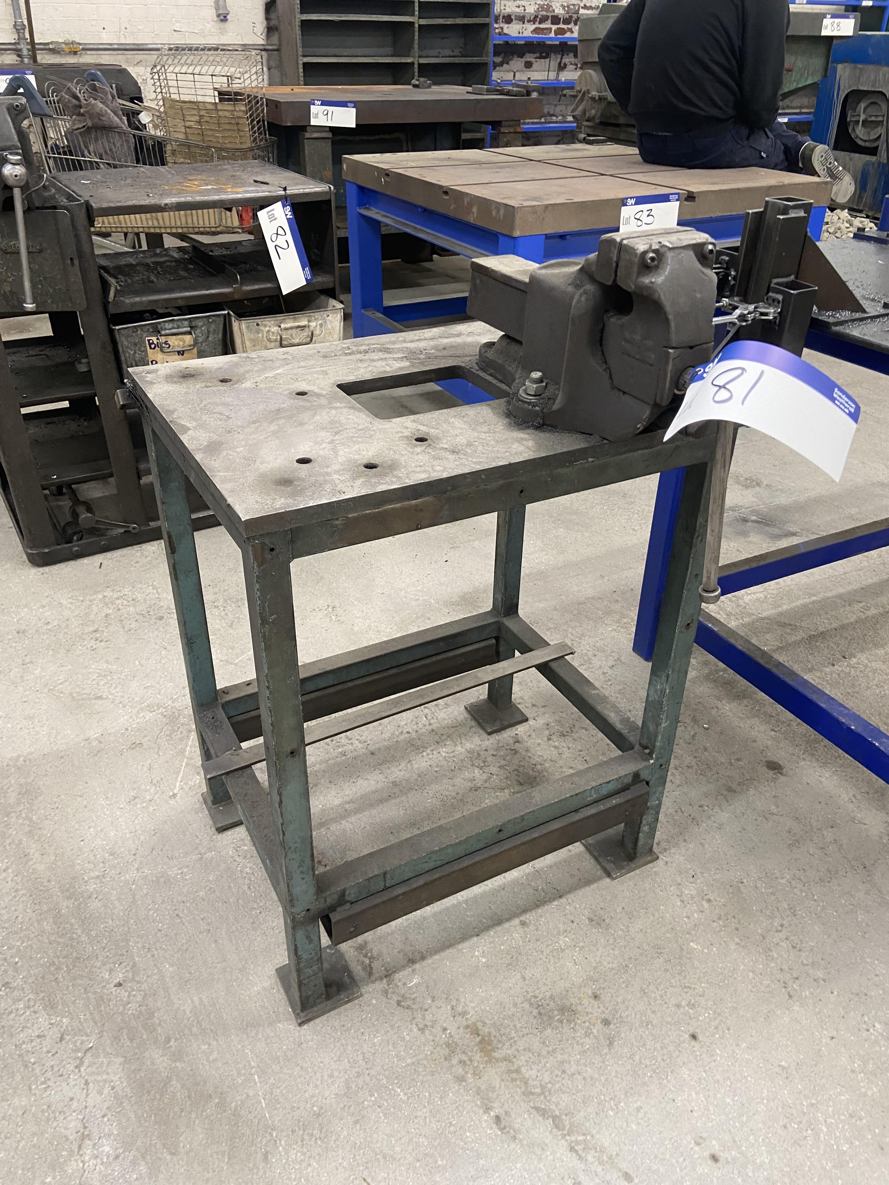 Steel Bench, fitted 100mm jaw engineers bench vice Please read the ...