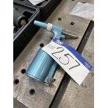 Draper Pneumatic Rivet Inserter Please read the following important notes:- ***Overseas buyers - All