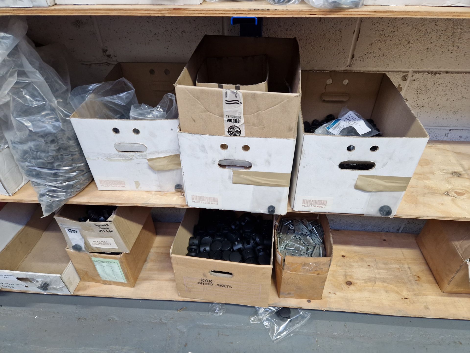 Quantity of Fixtures and Fittings, including Rubber Wheels, Castors, End Caps, Inserts, Bulk - Image 2 of 7