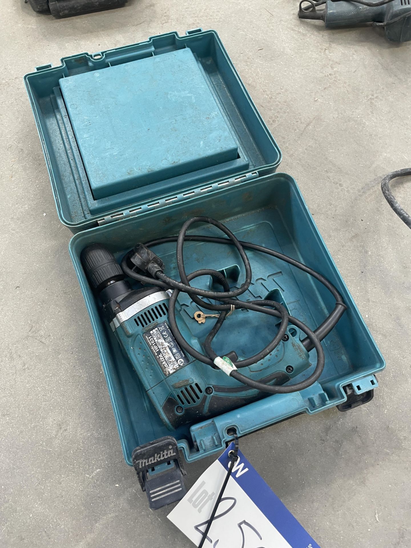 Makita HP1631 Drill, with carry case (offered for sale by kind permission on behalf of another