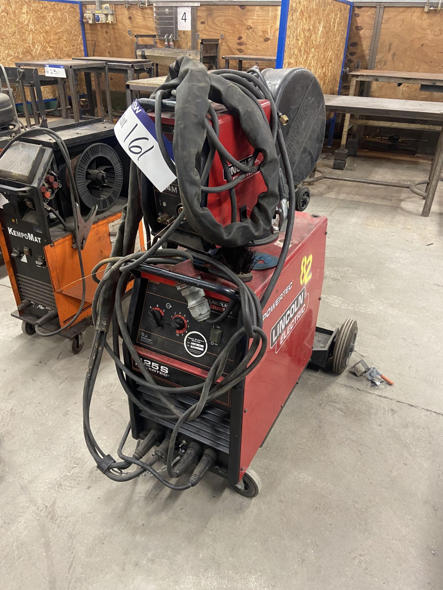 Lincoln Electric 425S POWERTEC MIG WELDING SET, serial no. P1180508917 Please read the following