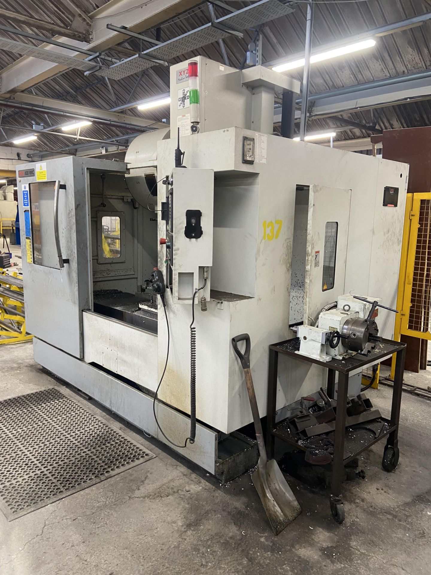 XYZ 1020VMC VERTICAL MACHINING CENTRE, serial no. SMU00170, year of manufacture 2015, with Siemens - Image 2 of 8