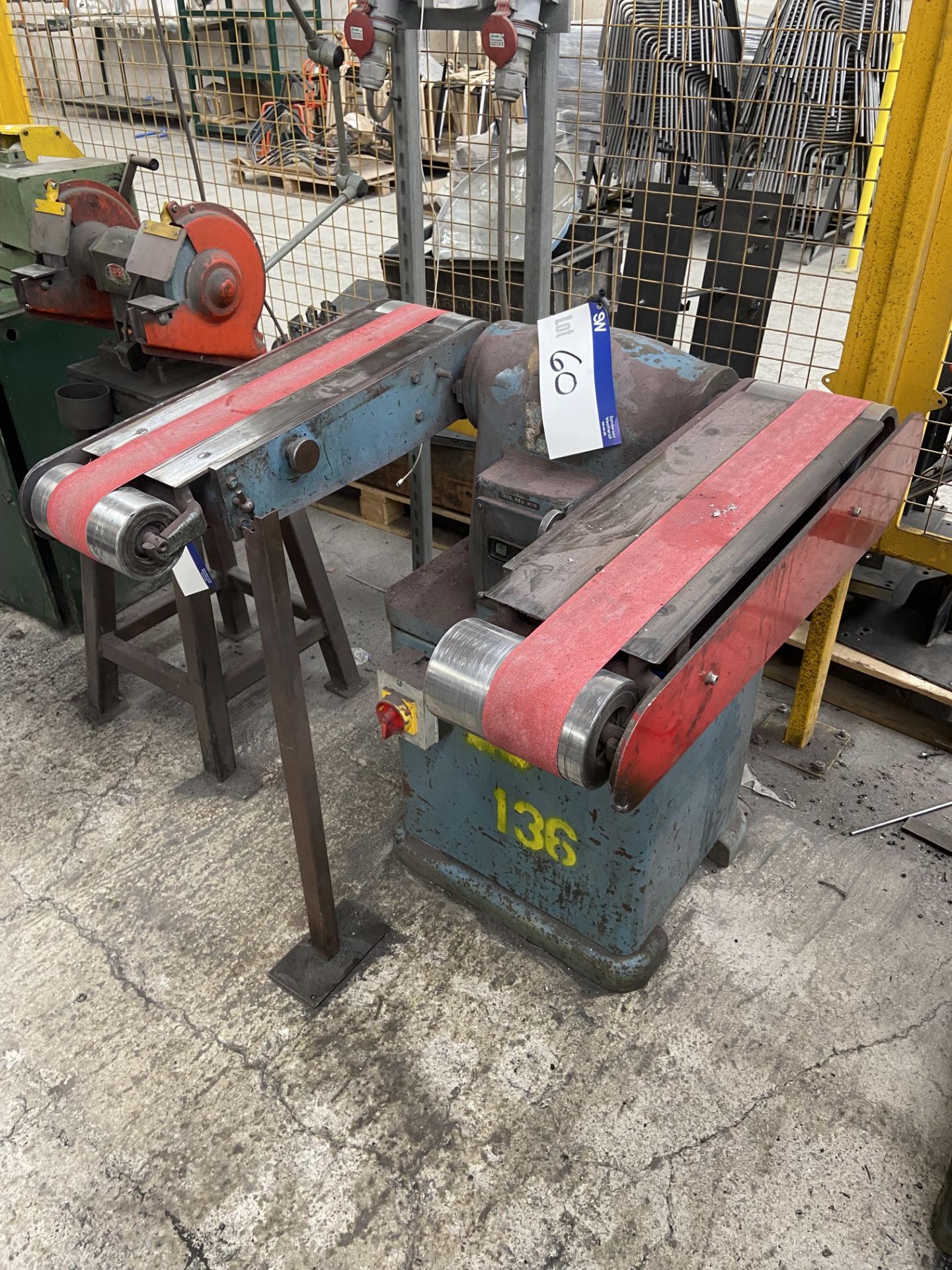 Twin Endless Belt Sander Please read the following important notes:- ***Overseas buyers - All lots - Image 2 of 2