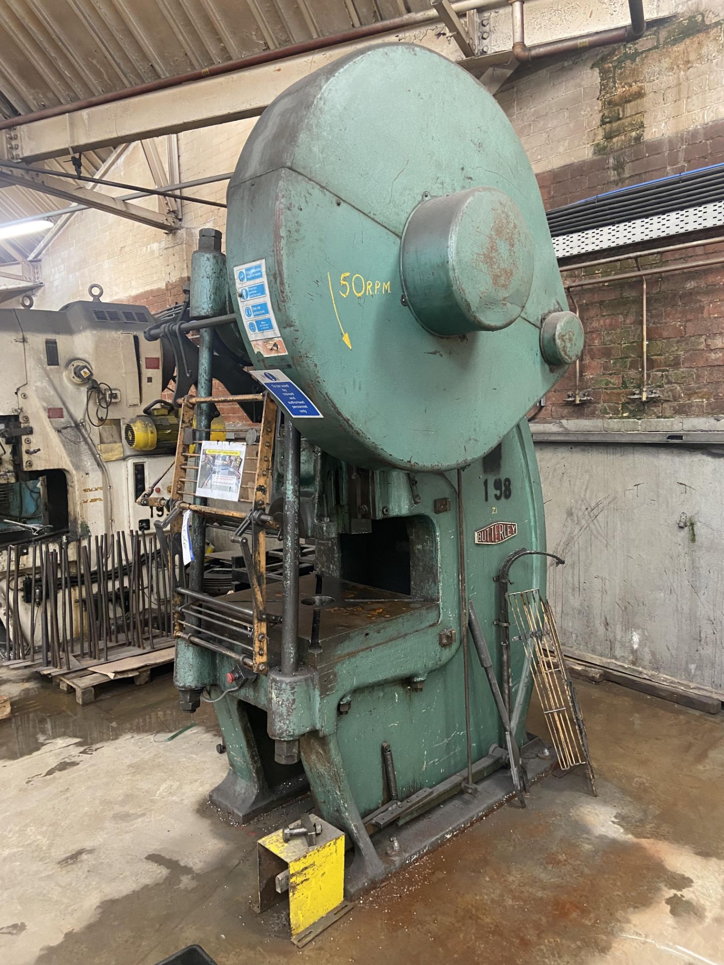 Butterley 100T POWER PRESS, serial no. 90214, platen approx. 800mm x 650mm Please read the following - Image 2 of 6