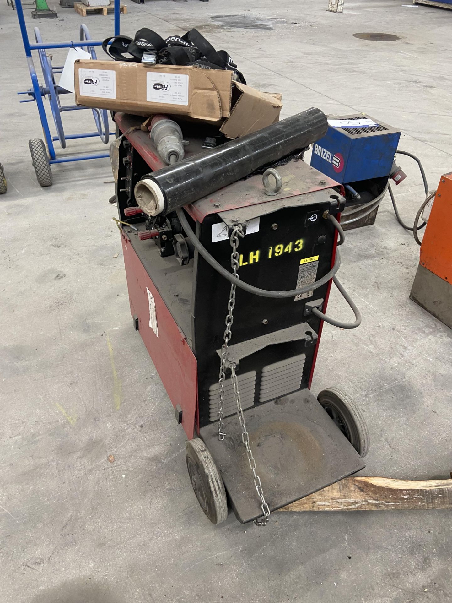 Lincoln Electric Bester Powertec C305C 4x4 Welding Unit, serial no. P1140401739 Please read the - Image 3 of 4