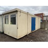 Portable Jackleg Office Building, approx. 7.4m long Please read the following important notes:- ***