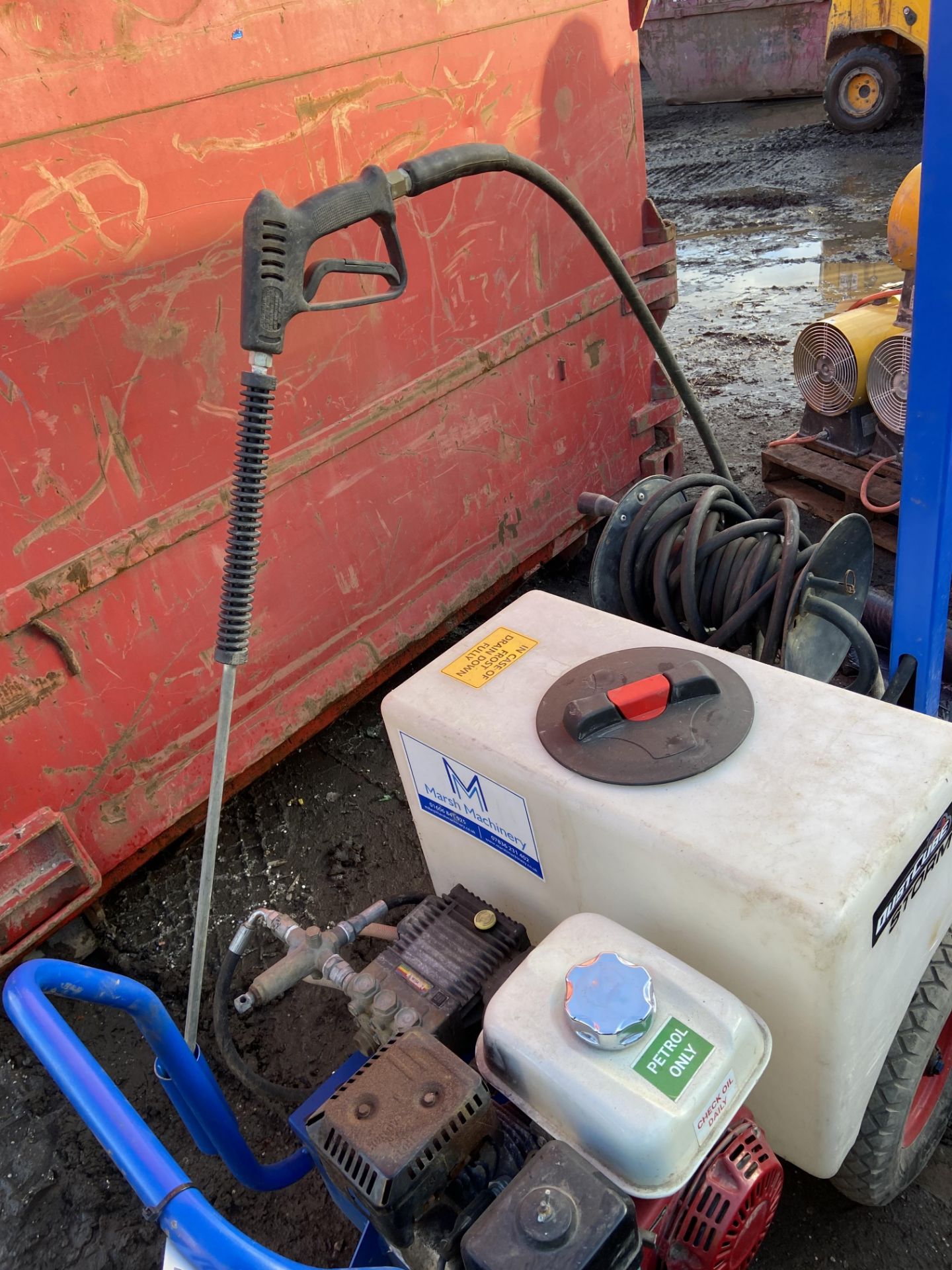 Dustcube Store Mobile Petrol Engined Pressure Washer, serial no. 1040206, 100kg (tank empty), with - Image 2 of 4