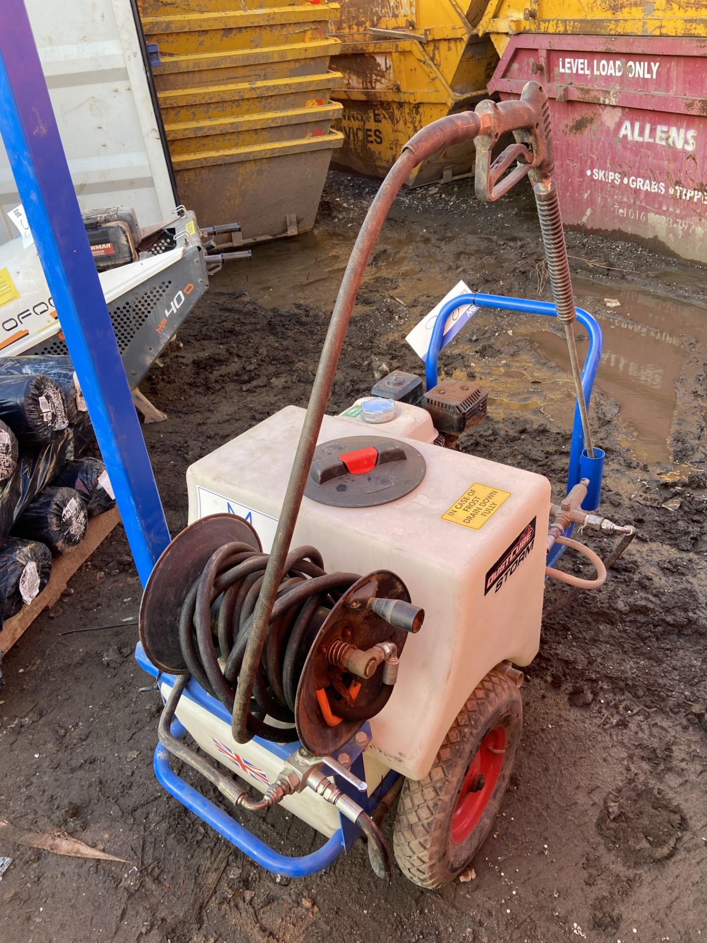 Dustcube Store Mobile Petrol Engined Pressure Washer, serial no. 1040206, 100kg (tank empty), with - Image 4 of 4