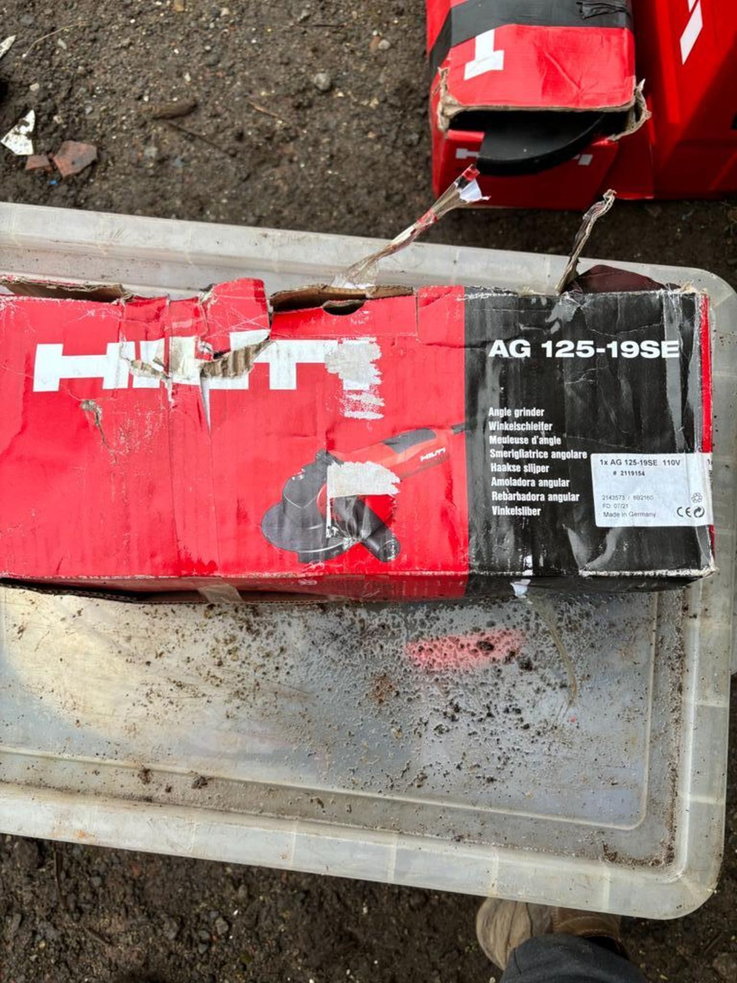 Hilti AG125-19SE Portable Electric Angle Grinder, 110V Please read the following important