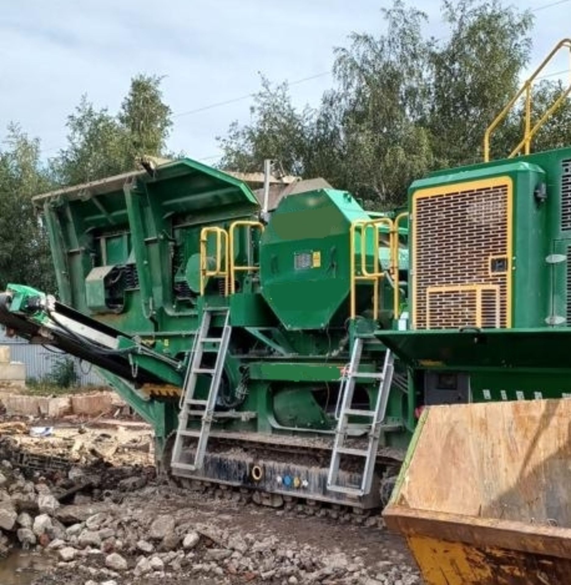 McCloskey J45 TRACK MOUNTED CRUSHER, serial no. 77571, mass kg 43,900kg, power (kW) 280, year - Image 4 of 5