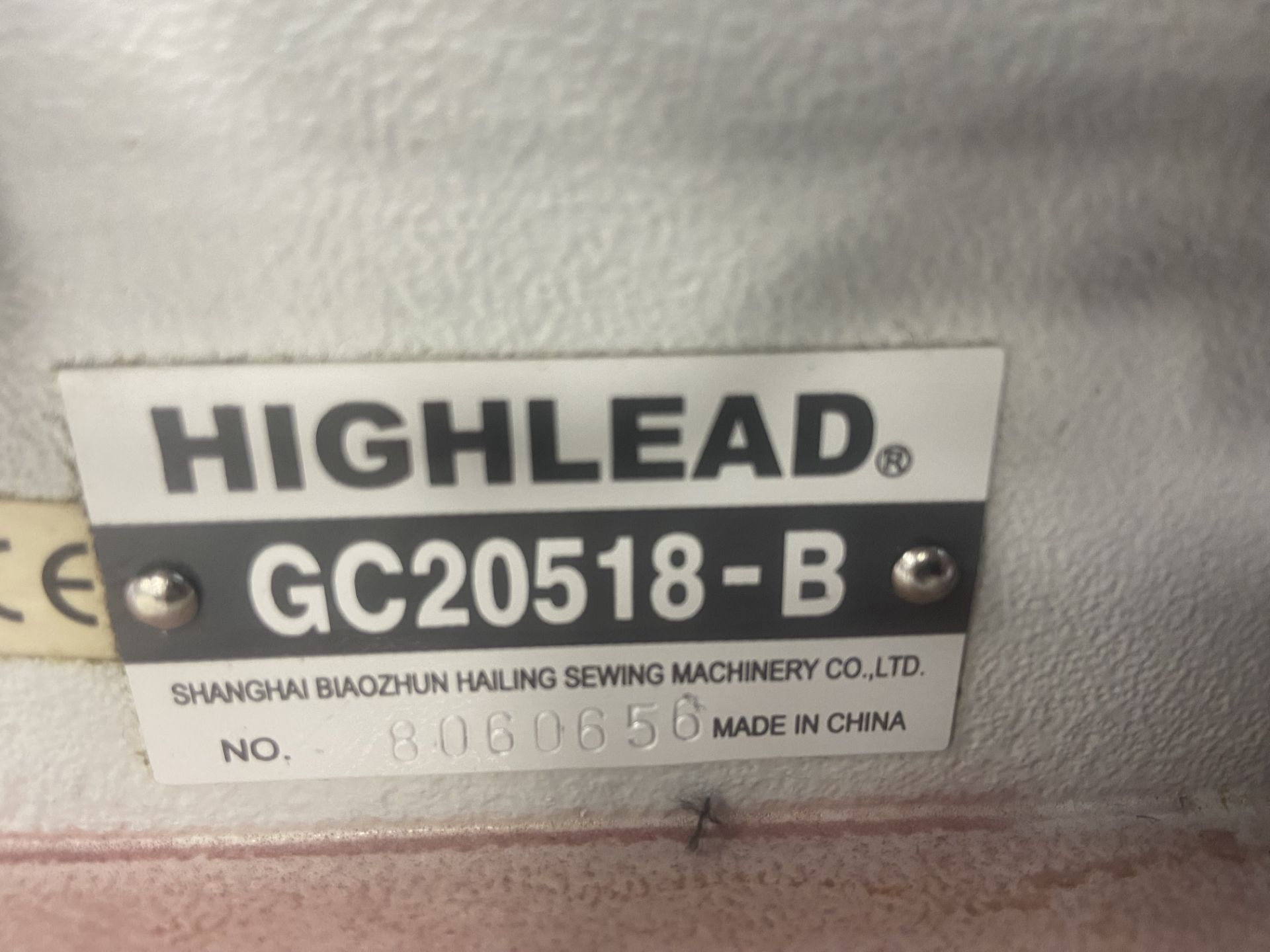 Highlead GC20518-B Lockstitch Sewing Machine, serial no. 8060656, with fitted pedal operated bed, - Image 6 of 6