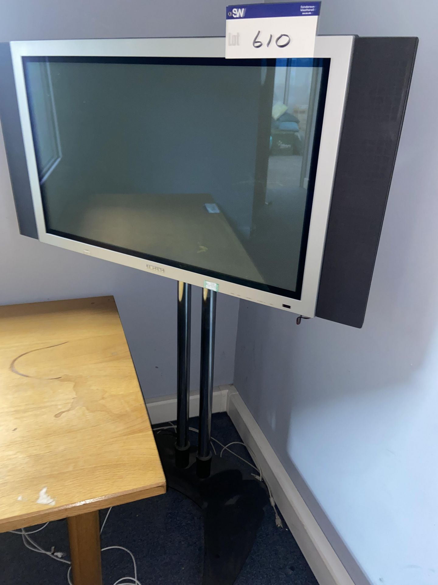 Samsung 42in. Flat Screen Television, with TV mounting stand (no remote control) Please read the