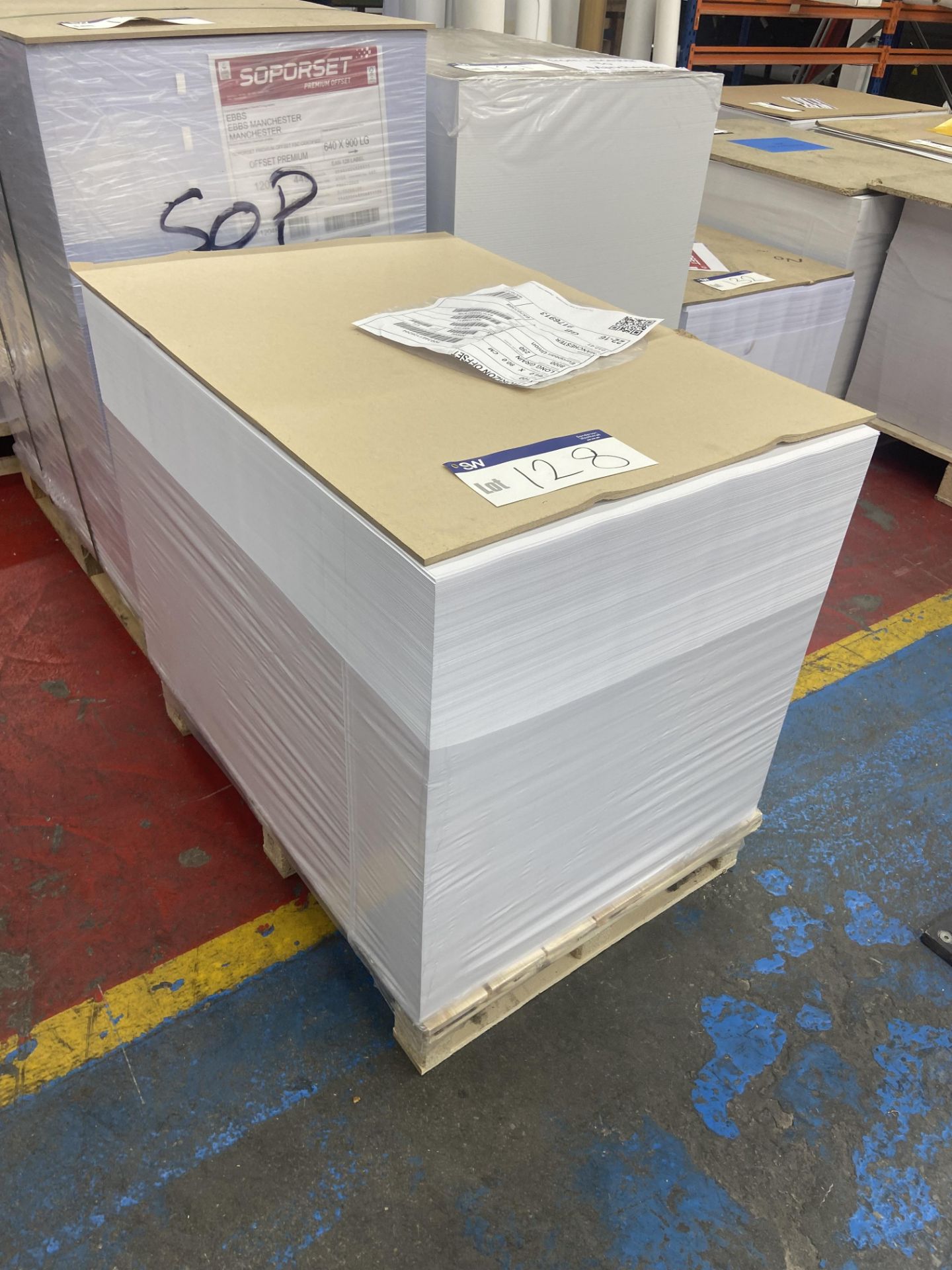 Part Pallet of Horizon Offset Paper, 90cm x 64cm Please read the following important notes:- ***