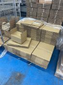 Part Pallet of Flat Pack Cardboard Boxes, each box approx. 240mm x 320mm x 160mm Please read the
