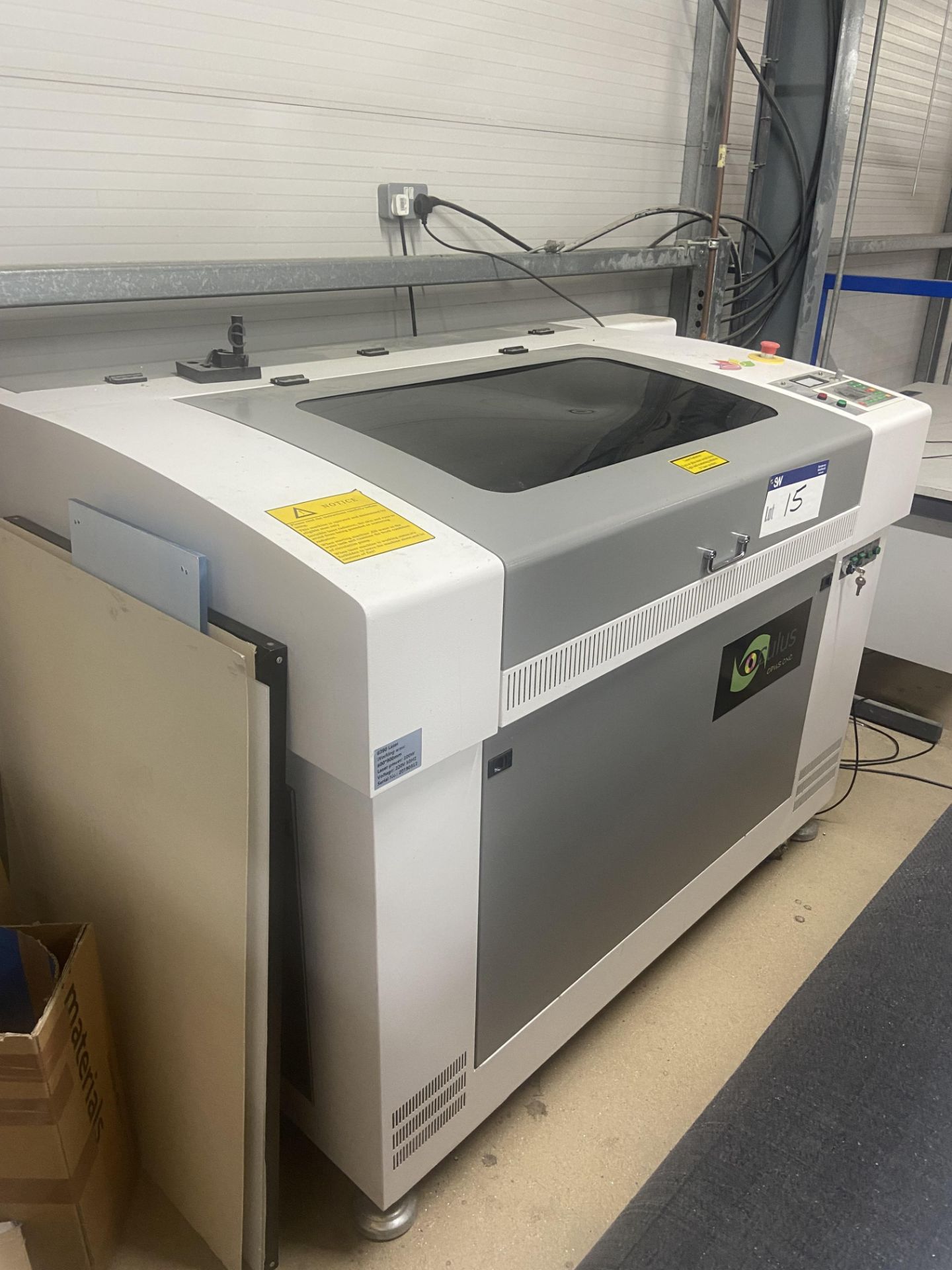 Oculus 6090 LASER CUTTING MACHINE, serial no. 21090312, 900mm working area, 220V, 100W laser