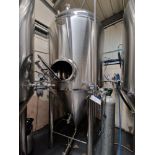 Willis/ Hangzhou Kuangbo 3000L Double Jacketed Insulated Stainless Steel Beer Tank/Fermenter, serial