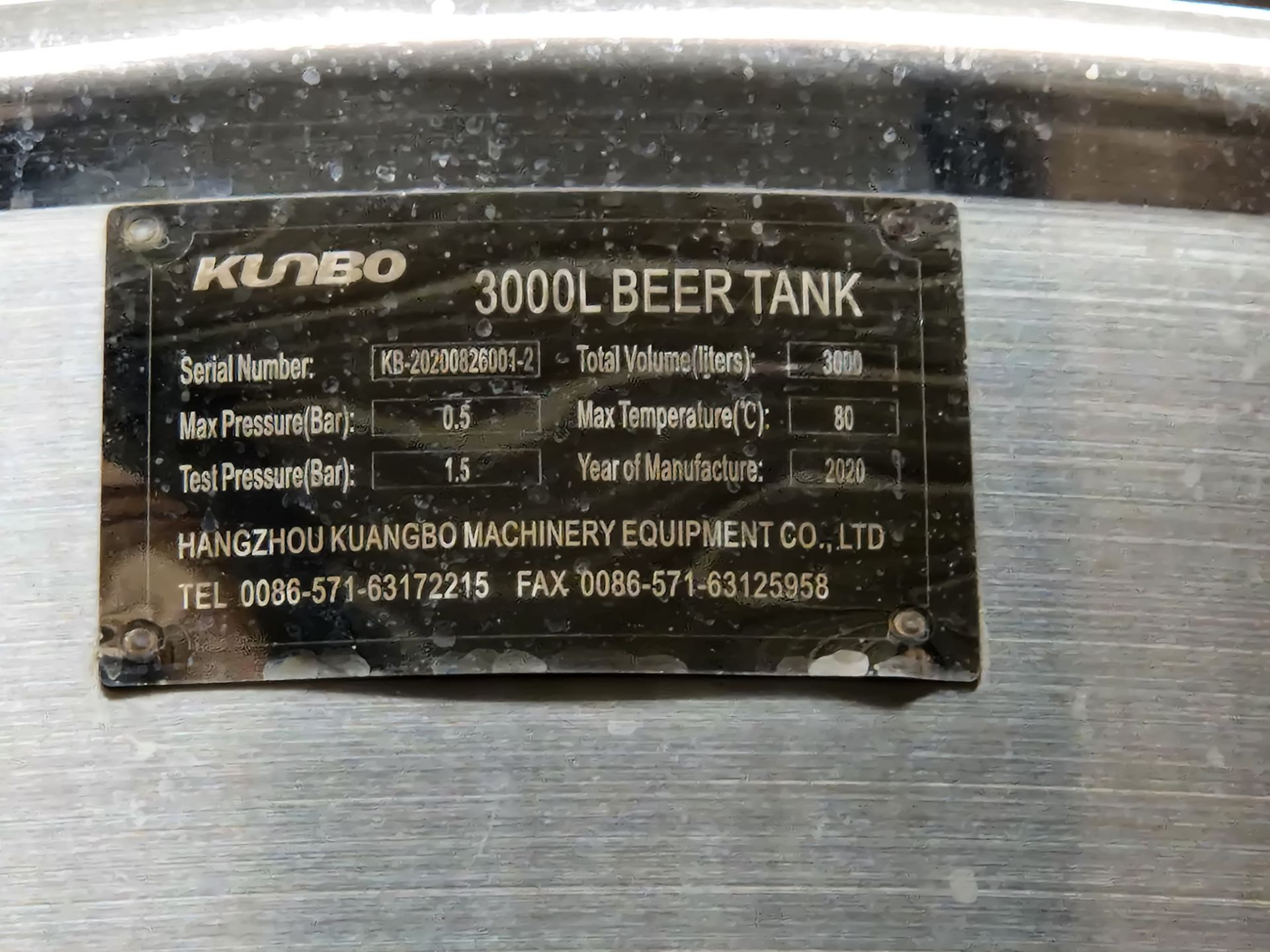Willis/ Hangzhou Kuangbo 3000L Double Jacketed Insulated Stainless Steel Beer Tank/Fermenter, serial - Image 4 of 4