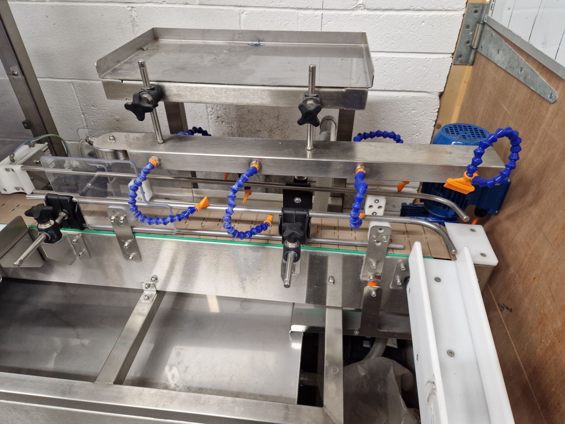 Micro Can CL5 V3 5 Head Canning Line, serial no. CL5V311200041, year of manufacture 2020, up to 2000 - Image 4 of 11