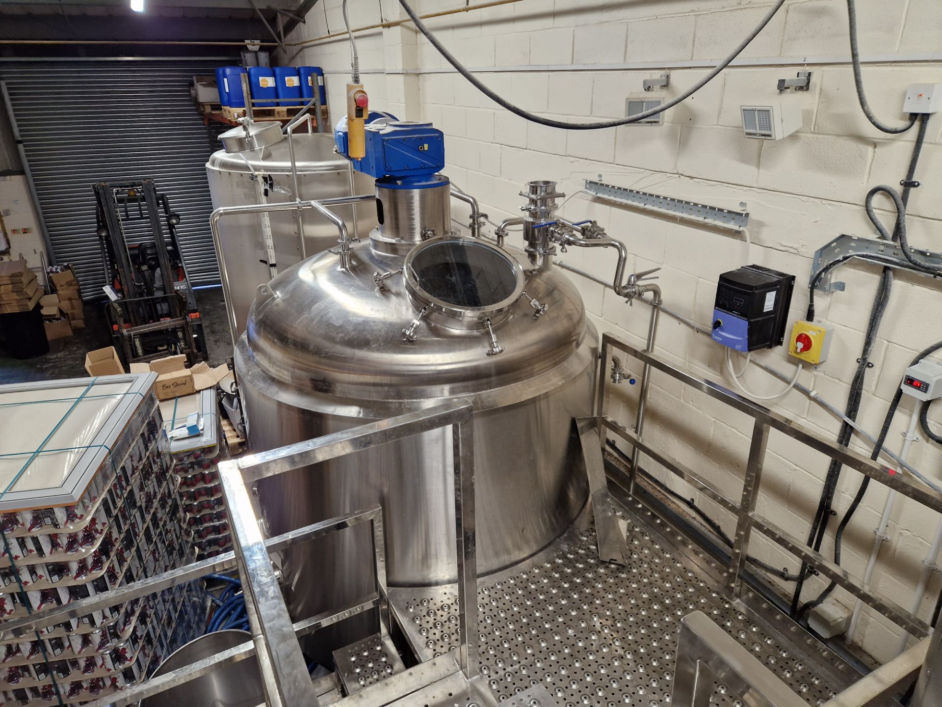 Willis European Ltd 15BBL Mash Tun, serial no. KB-202000512001, year of manufacture 2020, with - Image 11 of 14