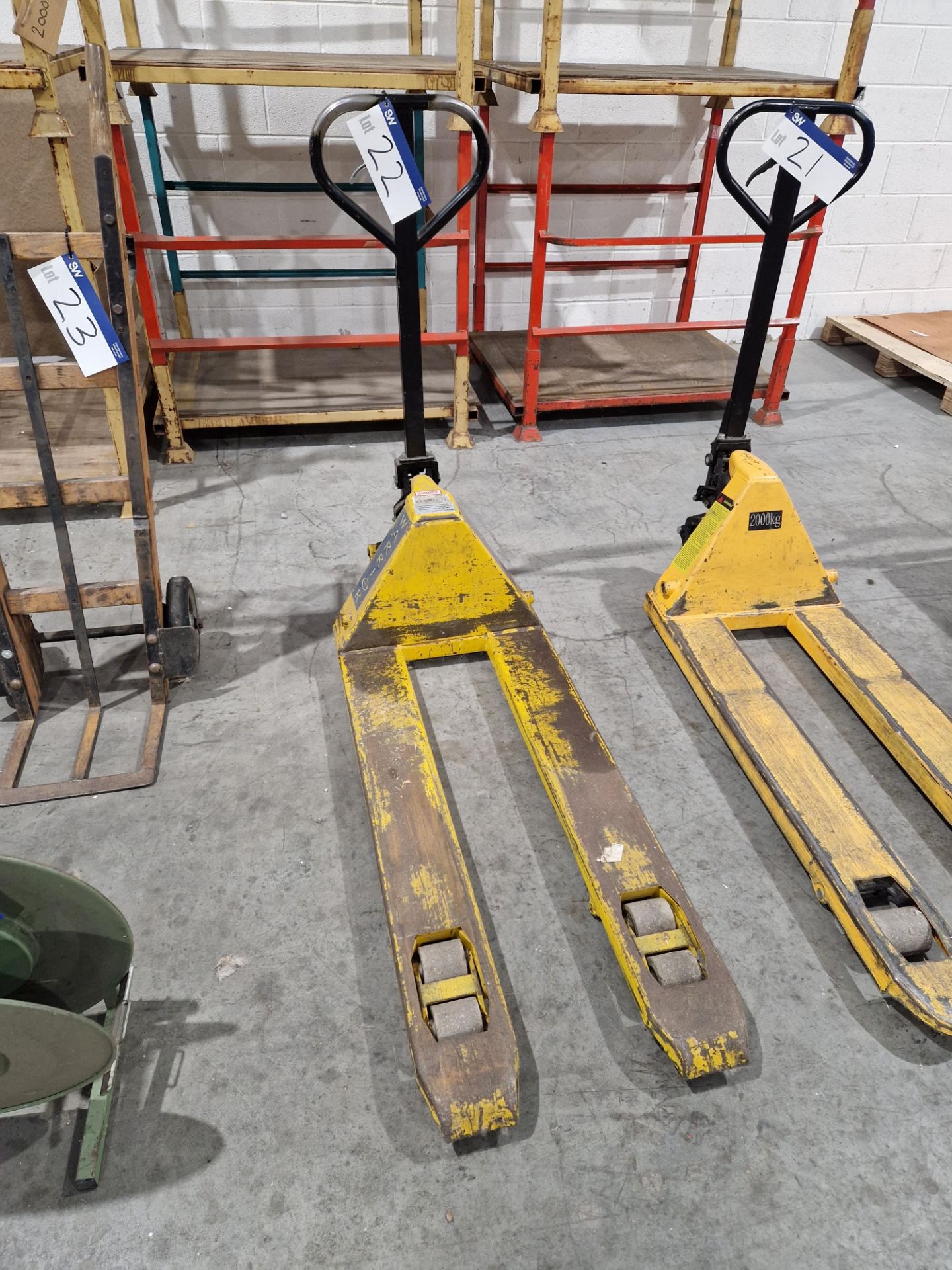 Warrior 2500kg Pallet Truck Please read the following important notes:- ***Overseas buyers - All