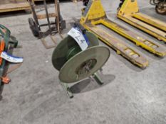 Steel Reel Holder Please read the following important notes:- ***Overseas buyers - All lots are sold