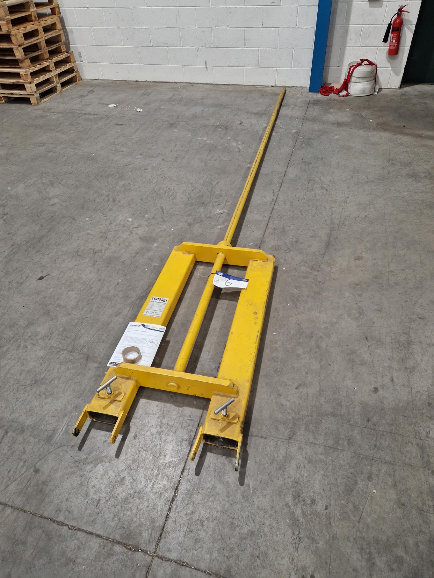 CONTACT LBP-50-3750 Fork Lift Boom Attachment, SWL 1000KG, YoM 2018 Please read the following