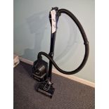 Shark Vacuum Cleaner Please read the following important notes:- ***Overseas buyers - All lots are