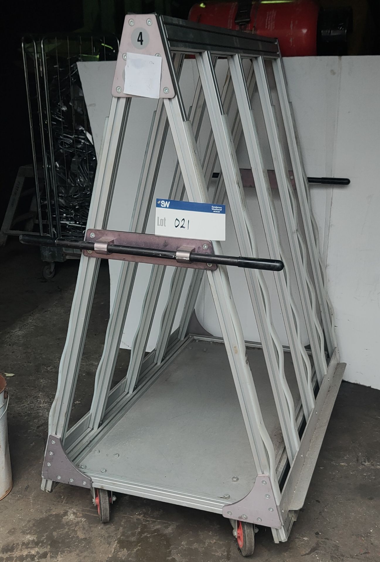 Aluminium Glass Transporters, approx. 165cm x 140cm x 85cm, loading free of charge - yes (vendors - Image 2 of 2